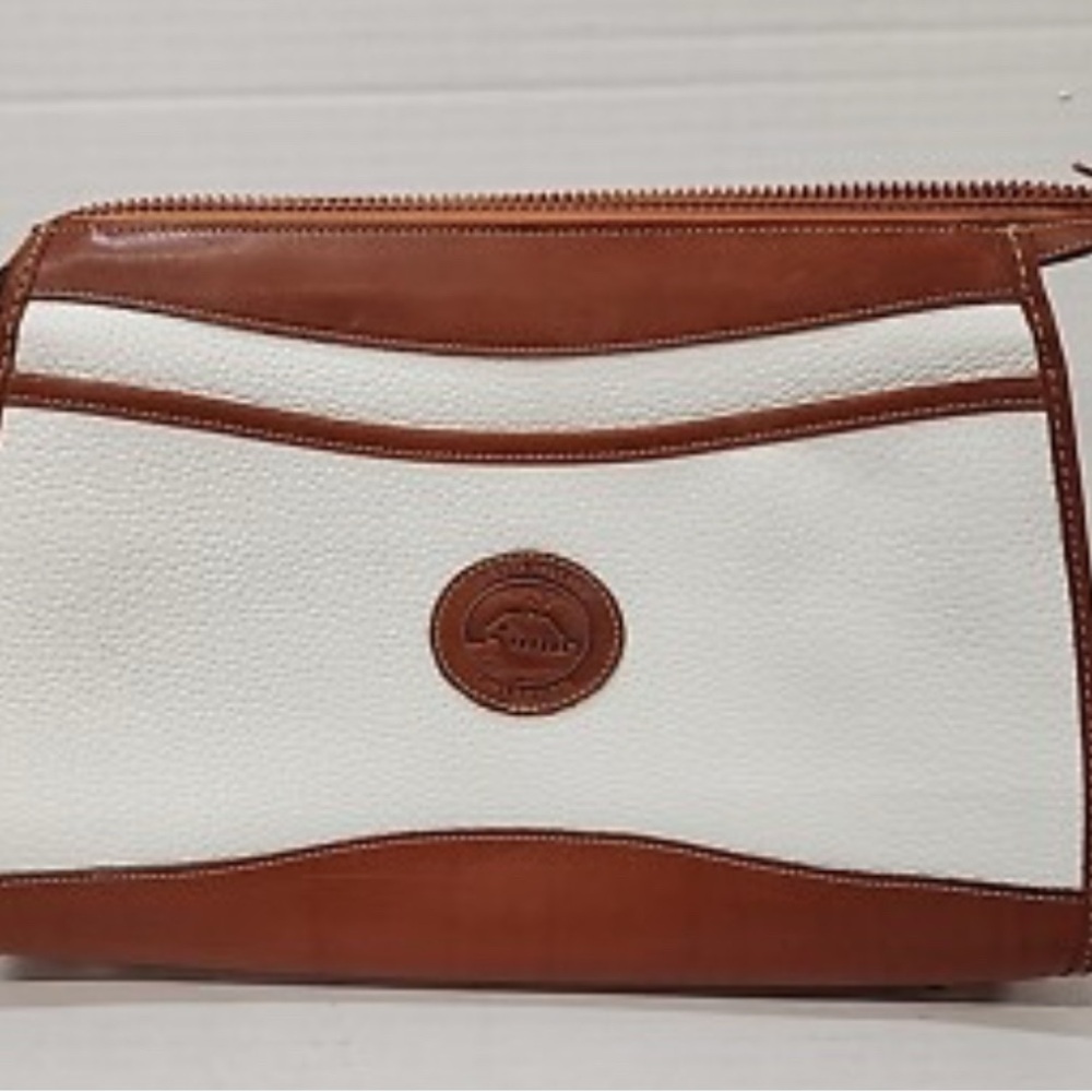 Vintage Dooney & Burke Crossbody.